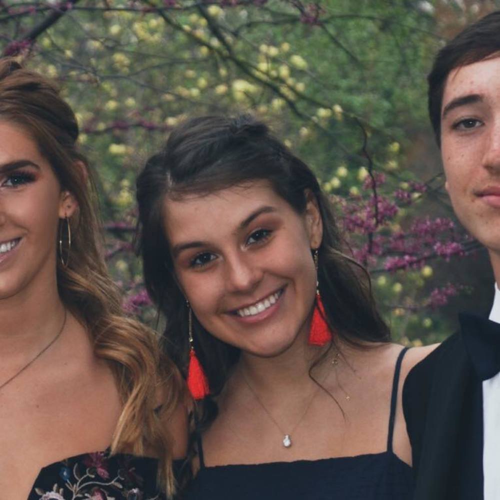 Meet your Posher, Ola